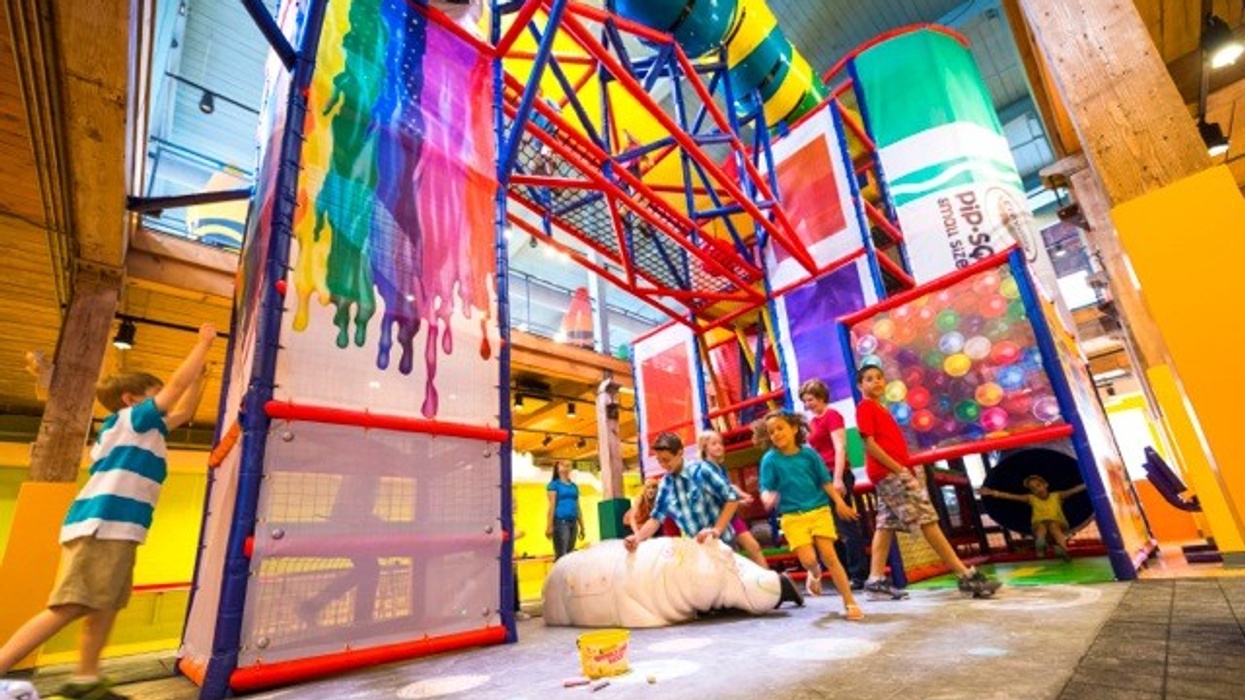 Colorful Prime Play Structure Draws Attention At the Crayola Experience™