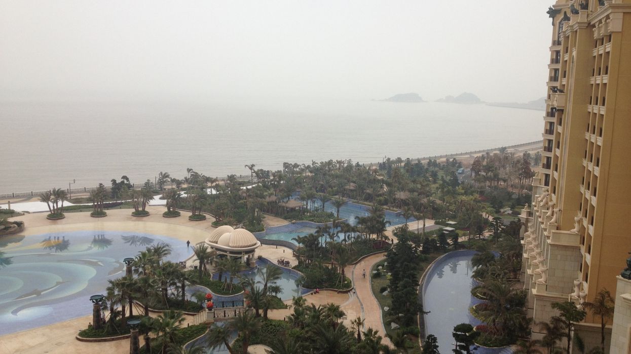Review of Chimelong Ocean Kingdom,  Hengqin Island