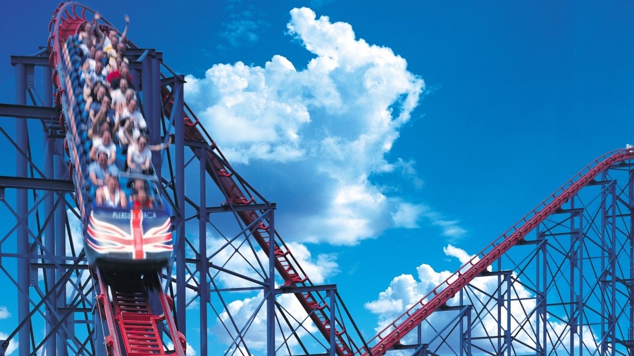 Amanda Thompson - Making Waves at Blackpool Pleasure Beach