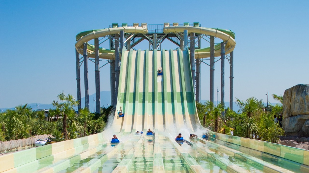 Polin Supplies Waterslides to Splashworld Provence Waterpark