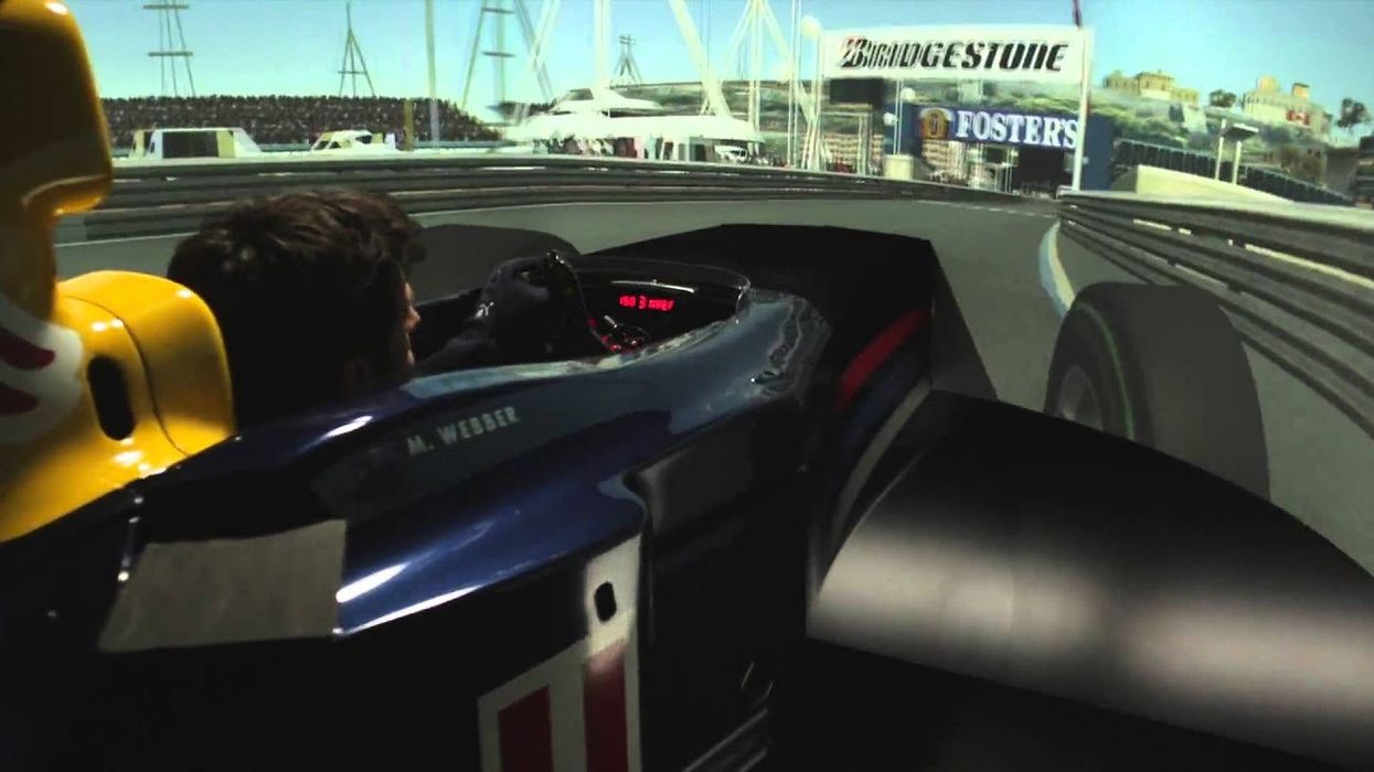 projectiondesign: Red Bull F1 Simulator Mark Webber F22