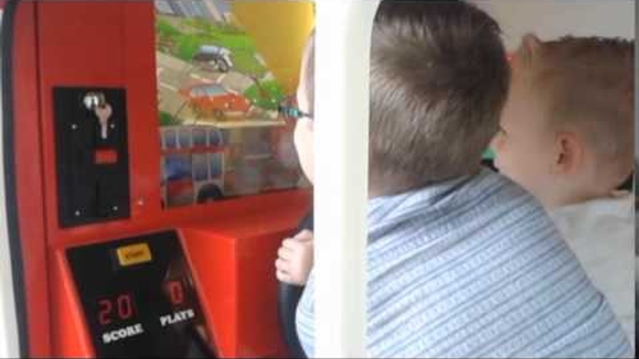 Novelty Game Bus