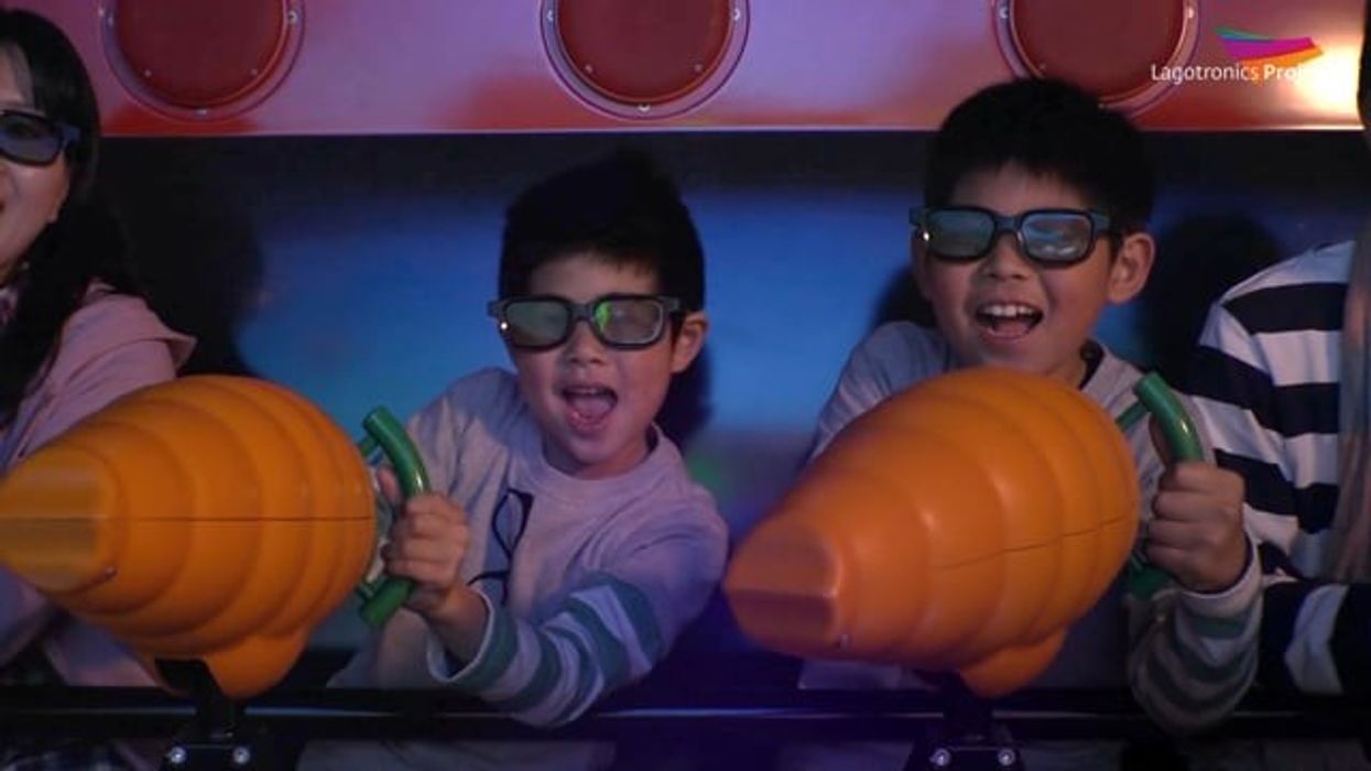 Interactive Farm Fair Dark Ride (Nagashima Spa Land, Japan)