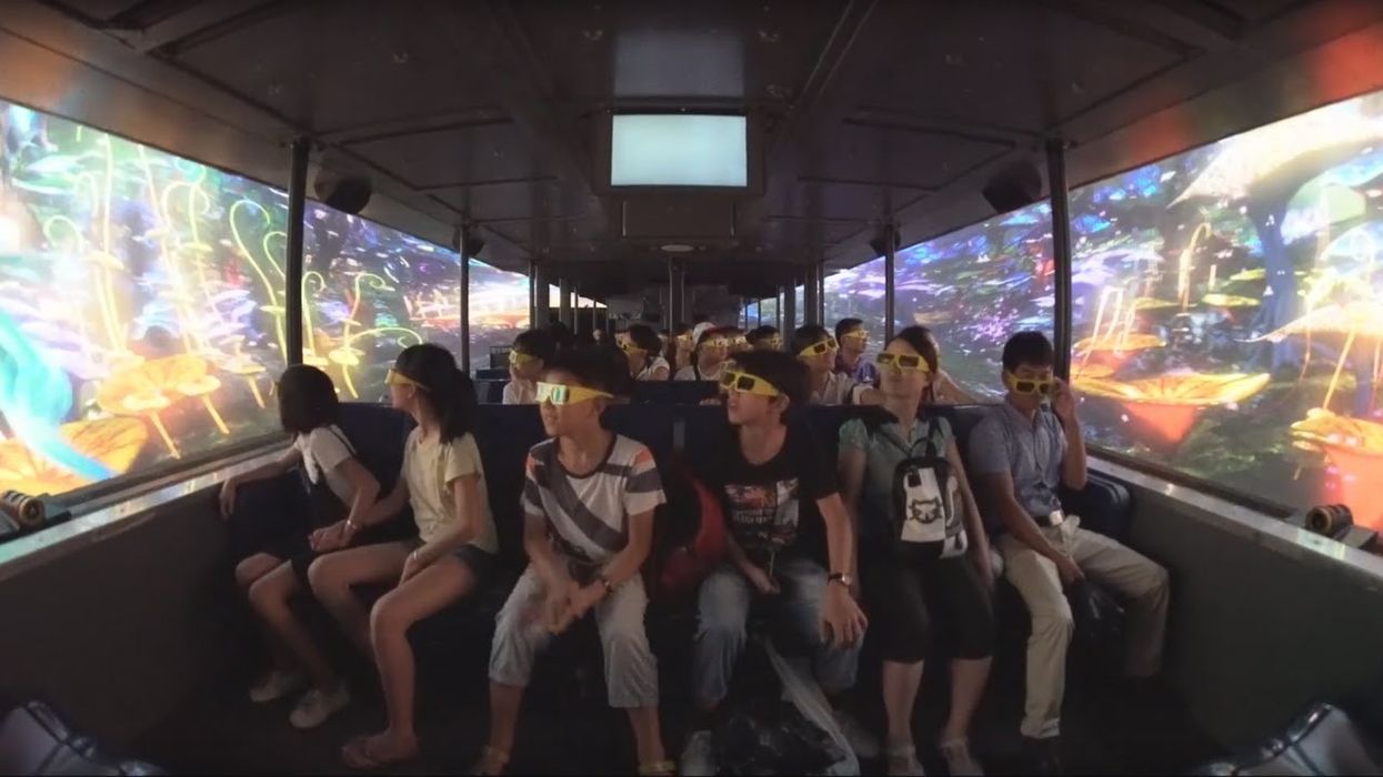 Alien Attack at Chimelong Paradise in Guangzhou (CN) | Kraftwerk LT