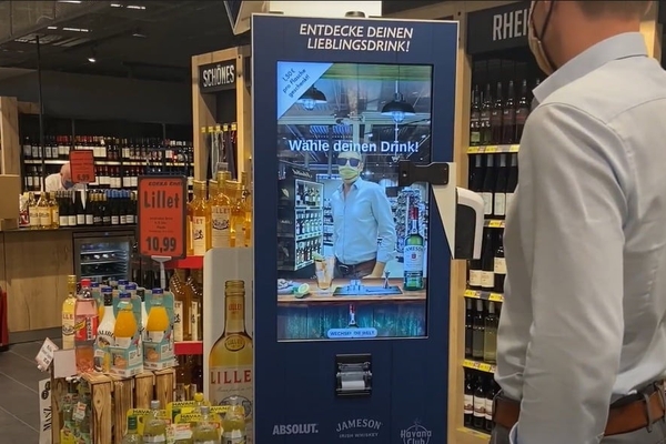 Personal visitor approach by artificial intelligence