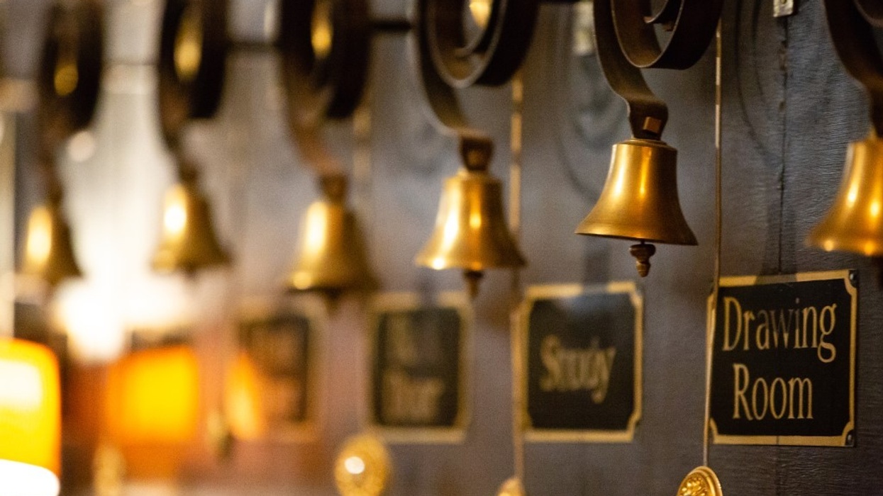 Imagine Exhibitions extends Chicago shows Downton Abbey The Exhibition bells