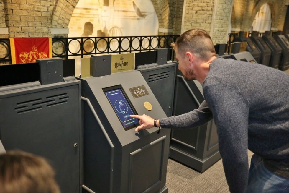 Imagine Harry Potter Exhibition RFID House Choice