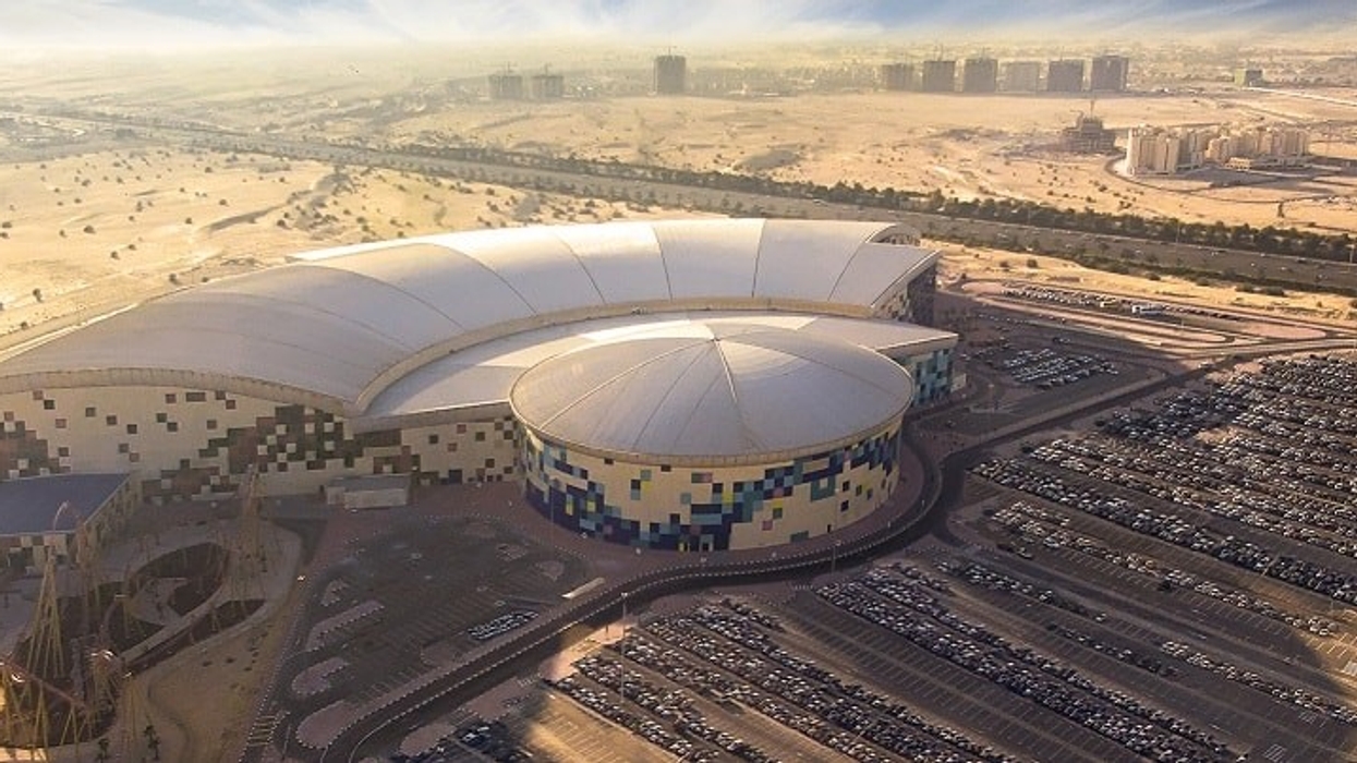 IMG. IMG worlds of adventure. Dubai. restructure. loan. DXB Entertainments. Dubai Parks and resorts