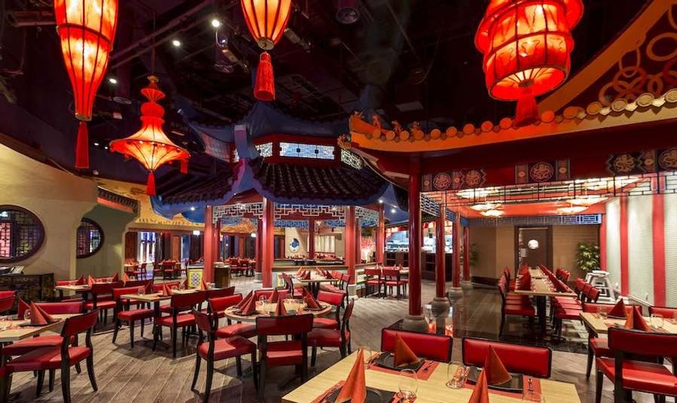 img worlds of adventure changs golden dragon marvel