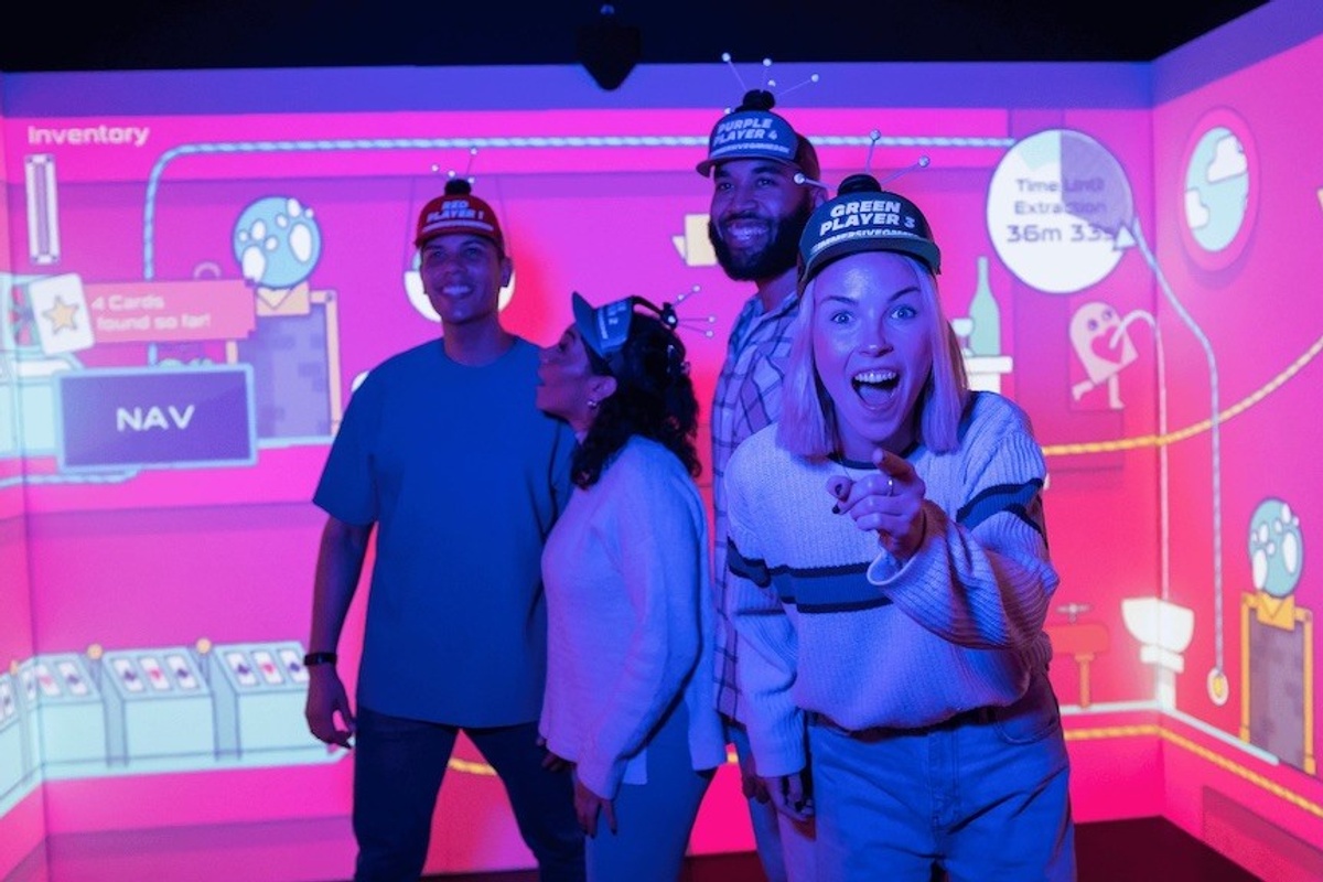 Immersive Gamebox players