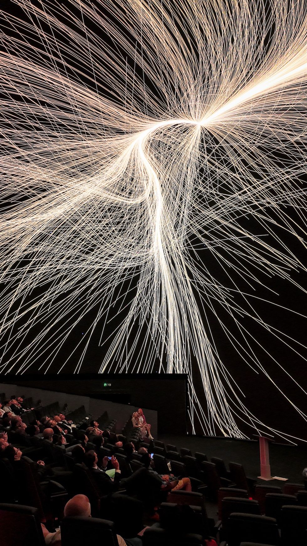Immersive-visuals-Cosm-dome