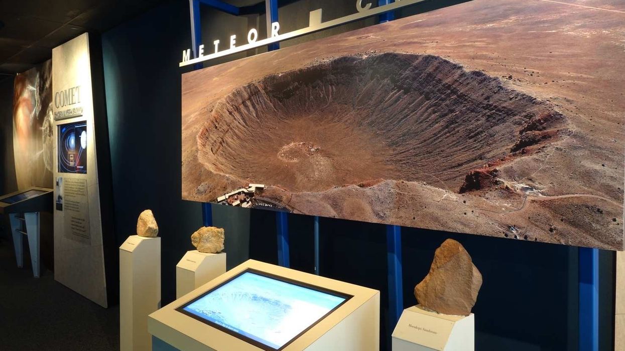 impact crater at meteor crater discovery centre arizona