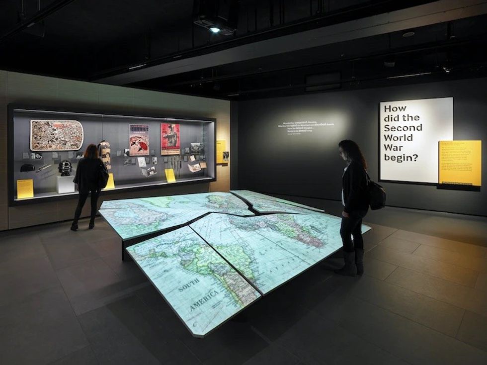 Imperial War Museum, Second World War Galleries Ralph Appelbaum Associates