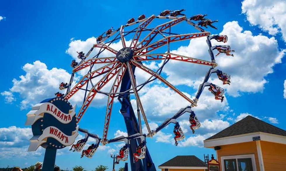 In fact, OWA represents another Stateside 'showroom' for the Italian manufacturer in much the same way as Luna Park at Coney Island. Most of the rides appear in Zamperla's standard designs, many with the company's chosen catalogue names.