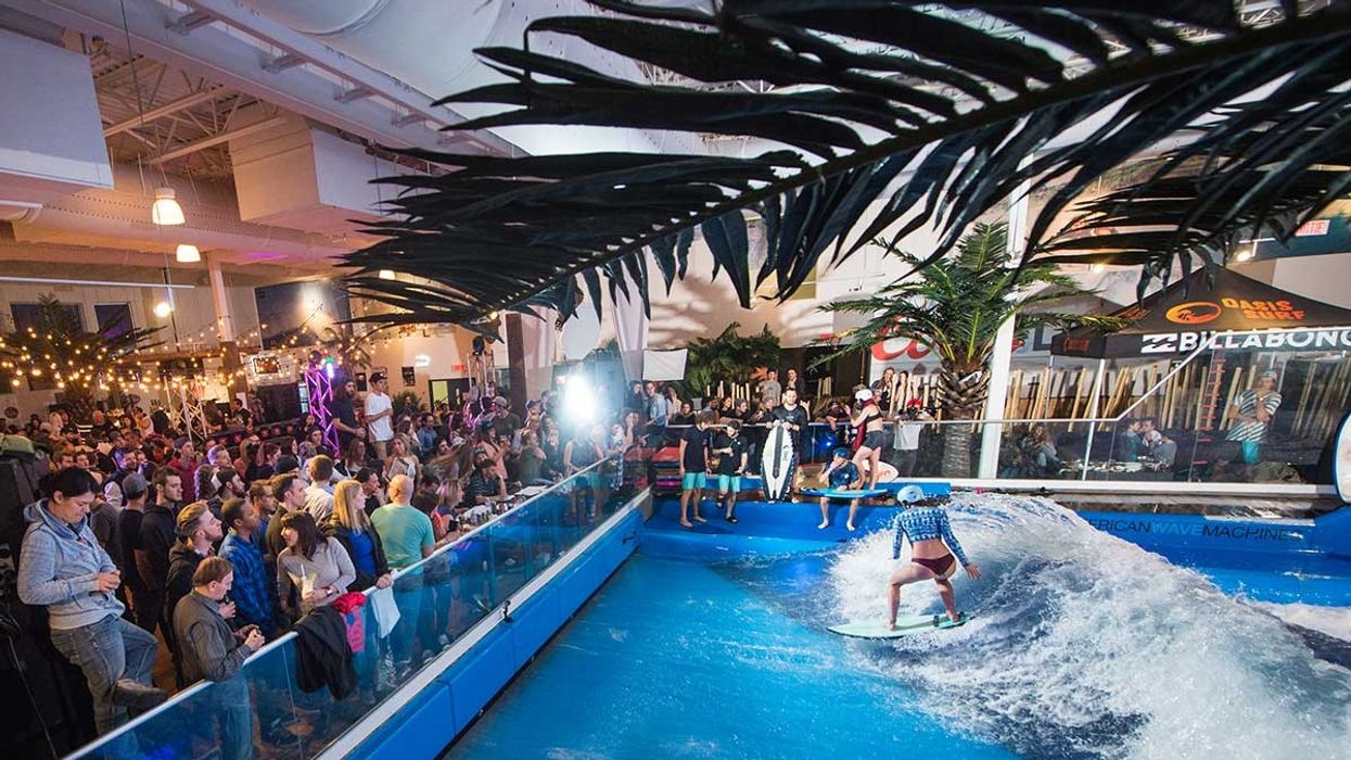 indoor surfing offshore surf at MAPIC - Oasis Surf