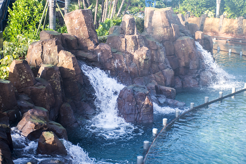Infinity Falls at SeaWorld - Theme Park Worldwide, Intamin