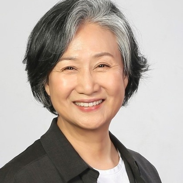 Inkyung Chang headshot