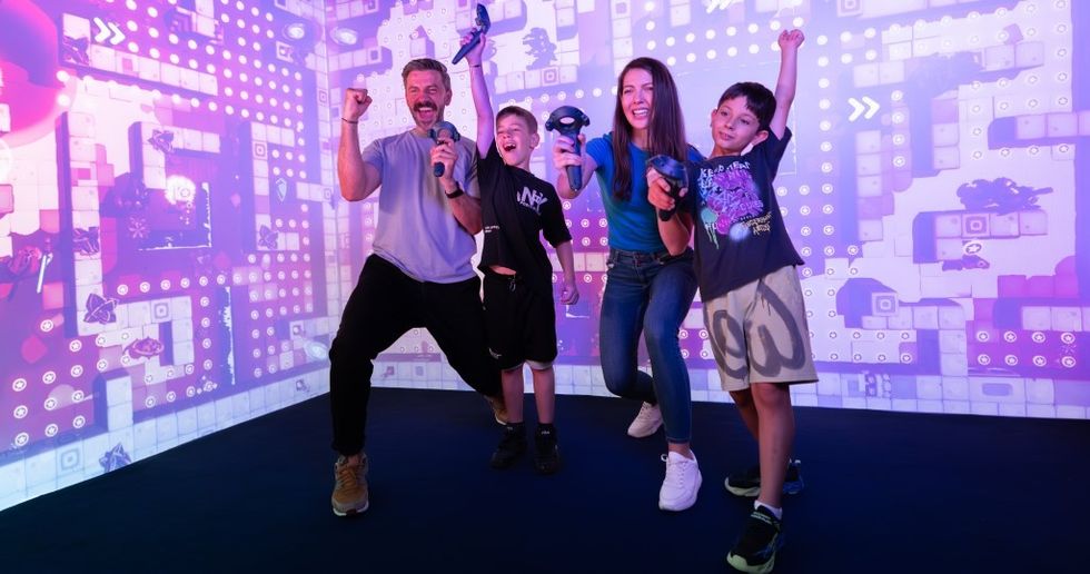 Inowize QBIX IAAPA Expo Europe family