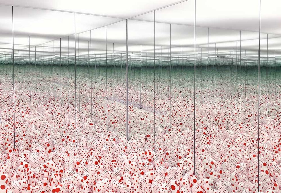 Installation view of Infinity Mirrored Room—Phalli’s Field (1965) at the Hirshhorn Museum and Sculpture Garden, 2017. Yayoi Kusama