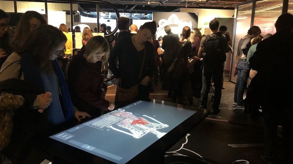 Interspectral_Microbiote exhibition paris