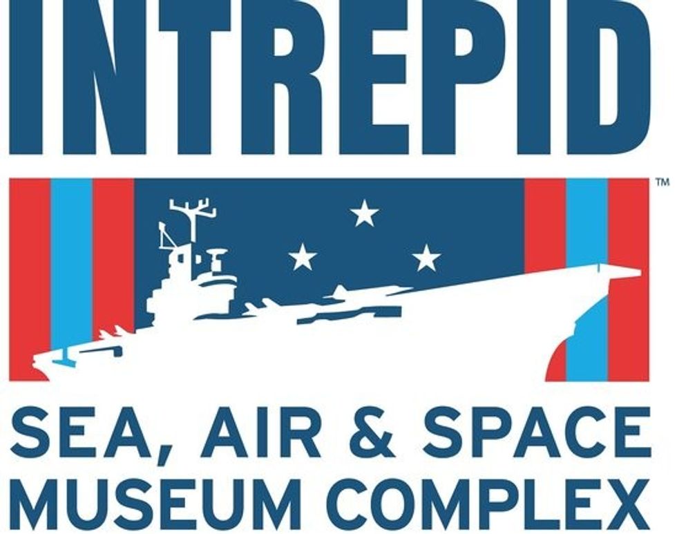 intrepid sea air & space museum