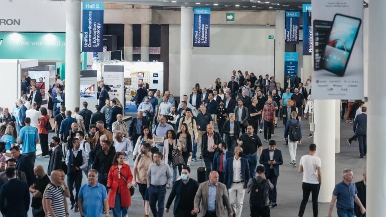 ISE DAY 1 crowds