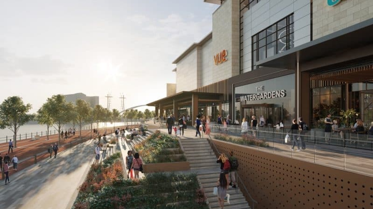 itv lowry outlet watergardens