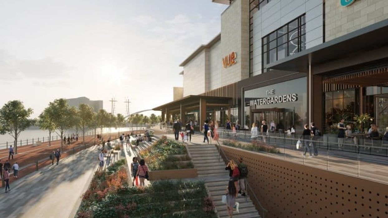 itv lowry outlet watergardens