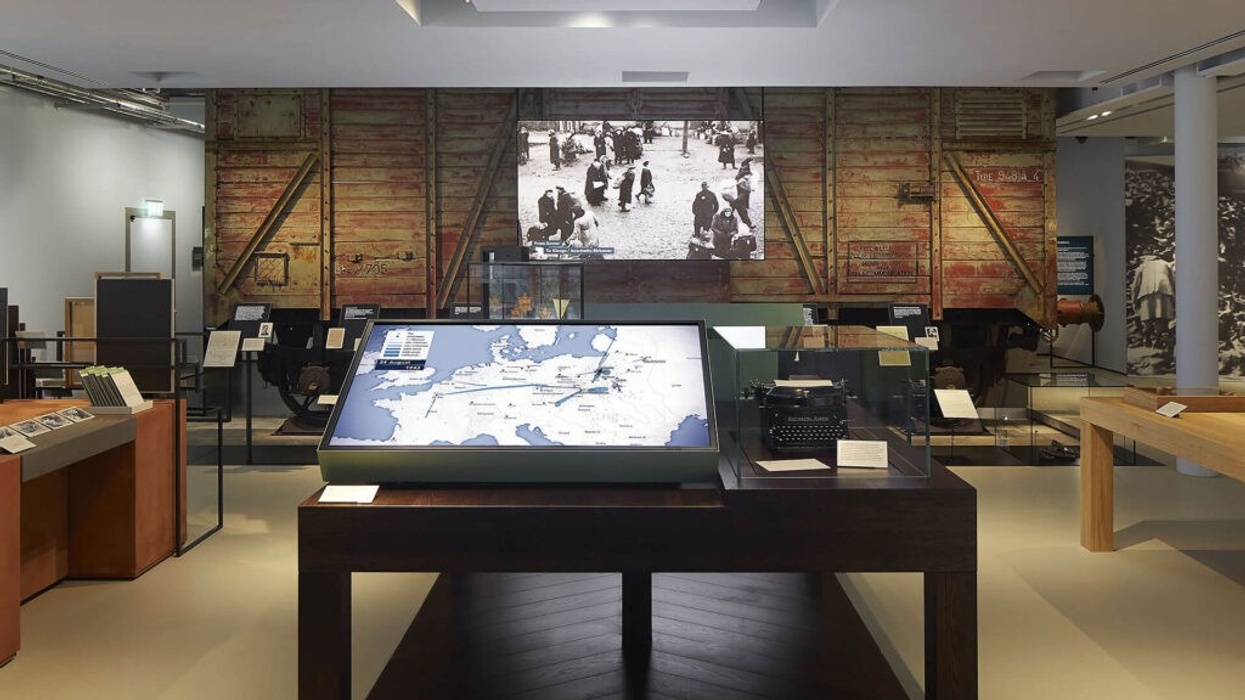 IWM Holocaust Galleries Squint Opera