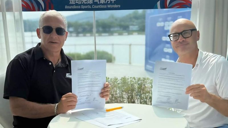 IWWF President José Antonio Pérez Priego & Rixen Cableways C.E.O Richard Söhnchen after signing an agreement in Chengdu, China during The World Games 2025