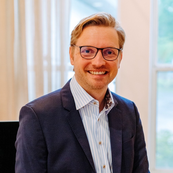 Jakob Wahl Headshot