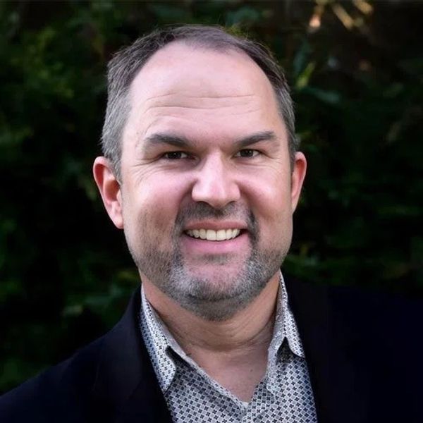 Jeffrey Wyatt headshot