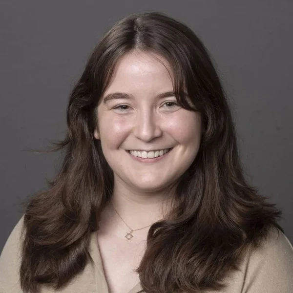 Jessica BrodeFrank headshot