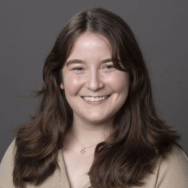 Jessica BrodeFrank headshot