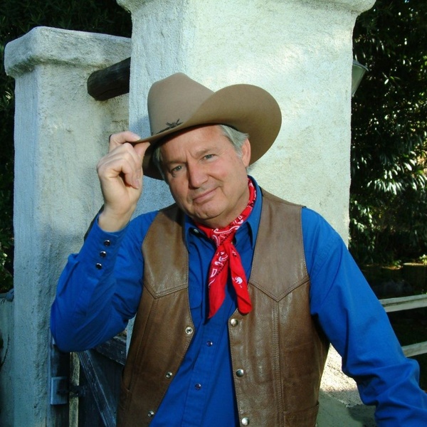 Joe Herrington headshot