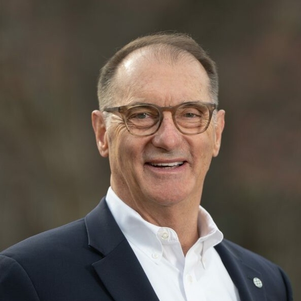 john racanelli headshot