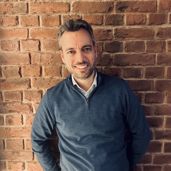 Jonathon Lewis headshot