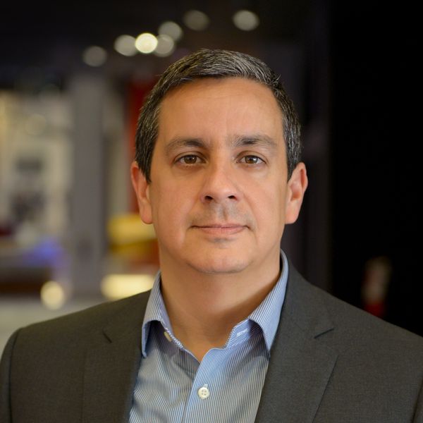 Jorge Zamanillo headshot