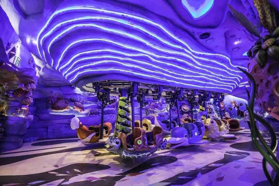 Jumping Fish Lotte World Legacy Entertainment