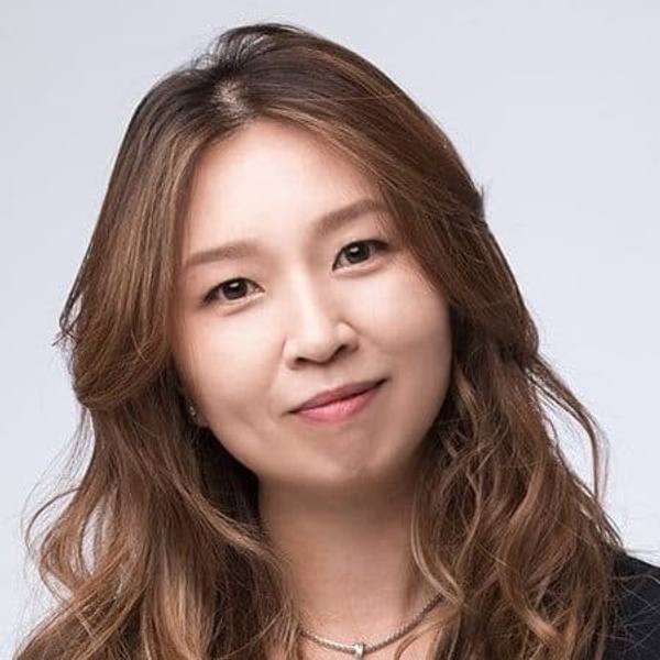 june ko blooloop theme park influencer 2020