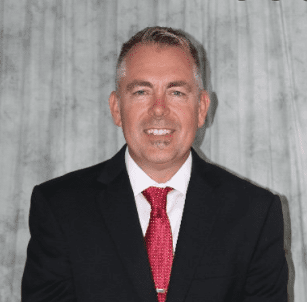 Jungle Island Jay Tacey