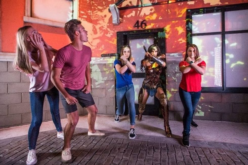 justice league a call for heroes wonder woman madame tussauds orlando