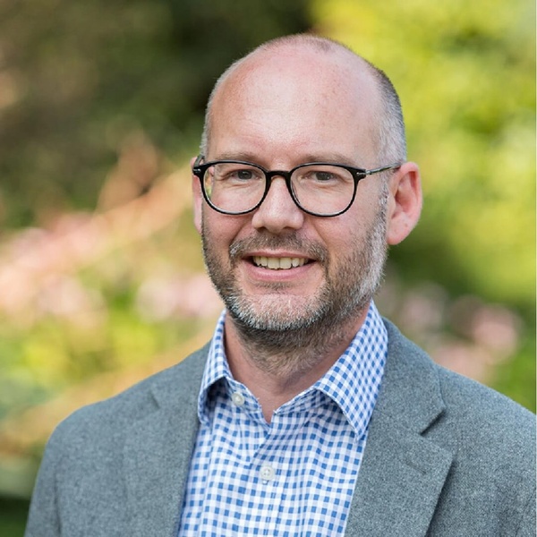 Justin Morris headshot