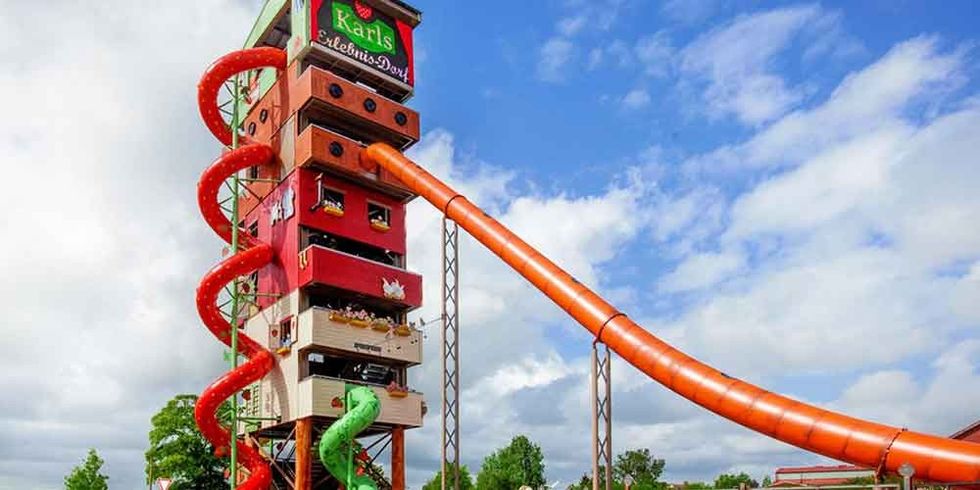 karlossos karls waterslide