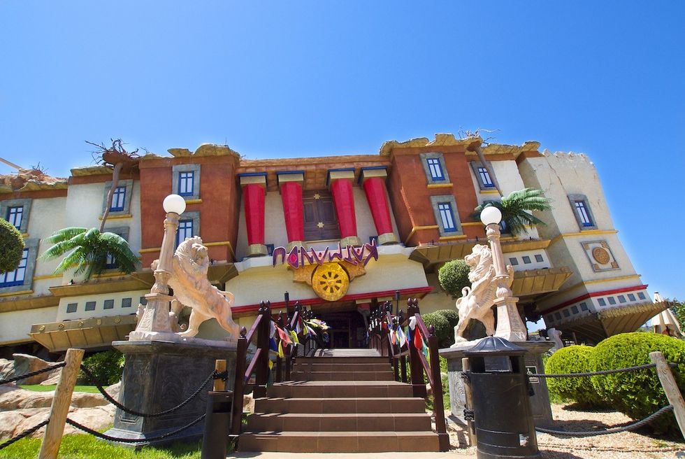 Katmandu Park Mallorca upside down jadu house