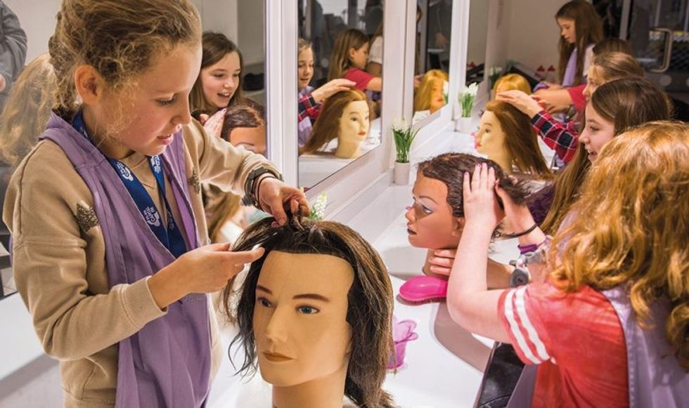 KidZania London hairdressers