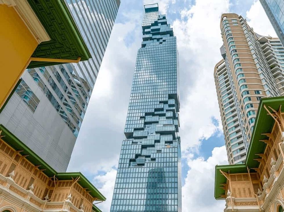 King-Power-Mahanakhon-Bangkok-skywalk
