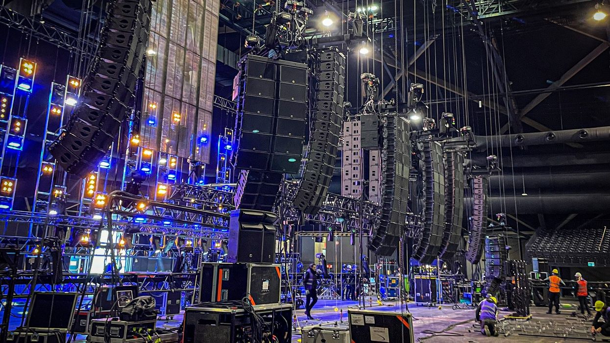 L-Acoustic speakers hung from ceiling