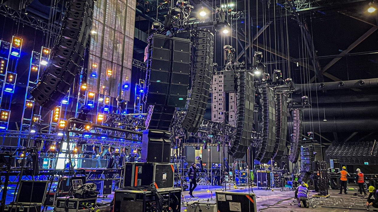L-Acoustic speakers hung from ceiling