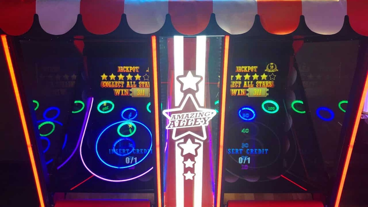 LAI Games Amazing Alley